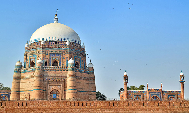 10 hitorical places in multan 